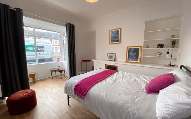 4-bedrooms - Perfect for Those Working in Bridgend