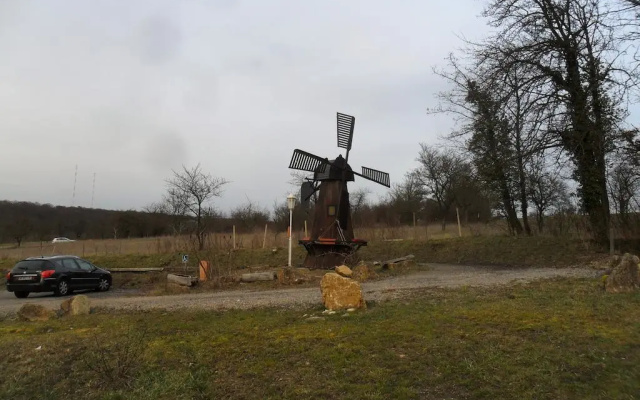 Le Chalet du Chemin et sa Roulotte