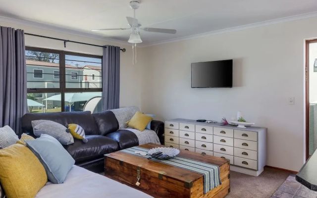 Waikiki Villa