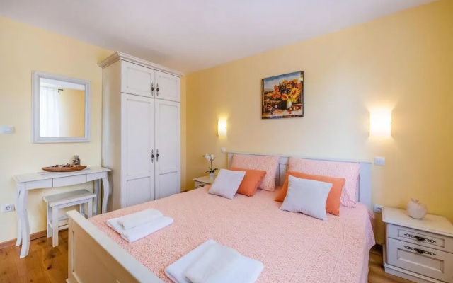 Beautiful Home in Pula With Wifi and 3 Bedrooms