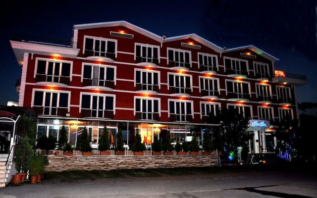 Pasha Palas Hotel Турция, Измит - отзывы, цены и фото номеров - забронировать отель Pasha Palas Hotel онлайн вид на фасад