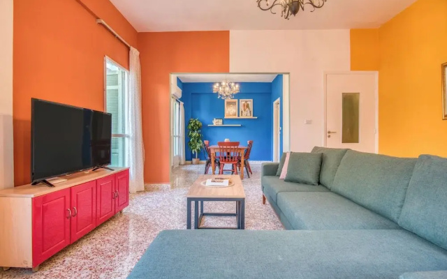 Muse 2-BR Apt in Mar Mikhael