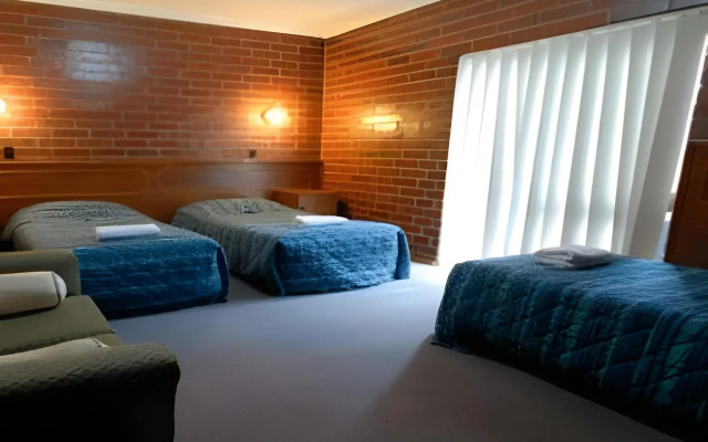 Pavlos Motel