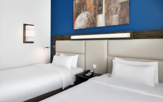 Holiday Inn Safa Park