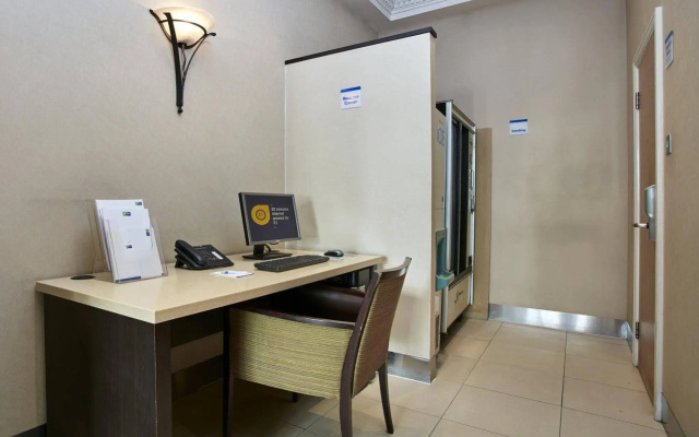 Holiday Inn Express London Victoria by IHG