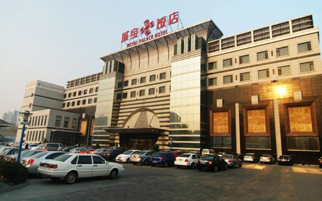 Royal Palace Hotel