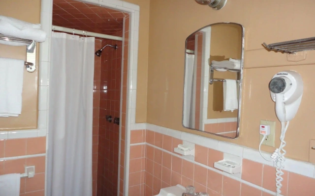 Royal Inn Motel