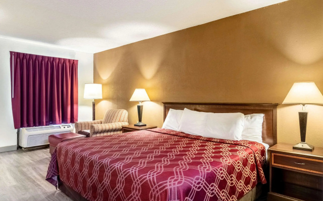 Econo Lodge Acworth East