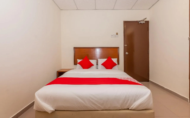 Hotel Bamboo By OYO Rooms