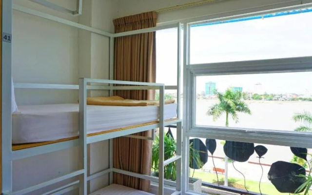 Waterview Guesthouse