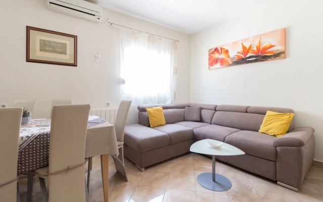 Romantic apartment Katarina
