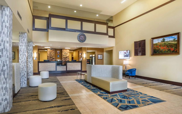 Best Western Plus University Park Inn & Suites