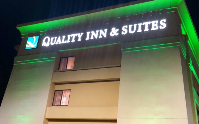 Quality Inn Suites Raleigh Durham Airport In Morrisville United