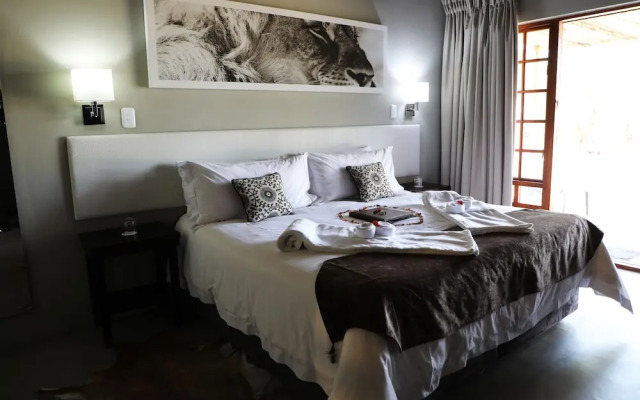 Monate Game Lodge