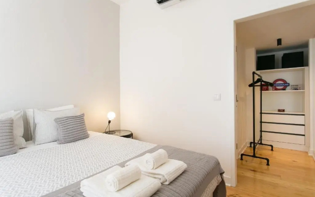 Chiado Deluxe Gem 4bdr Amazing apartment