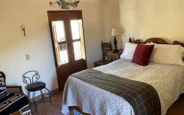Hotel Amor y Paz