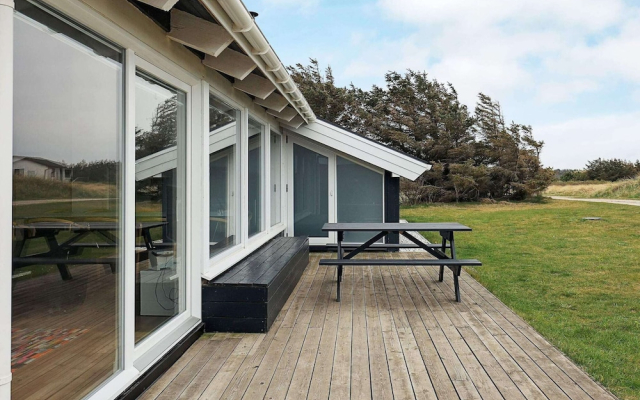 10 Person Holiday Home in Lokken-by Traum