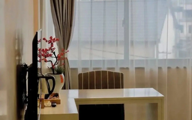 Anji Jingran E Hotel
