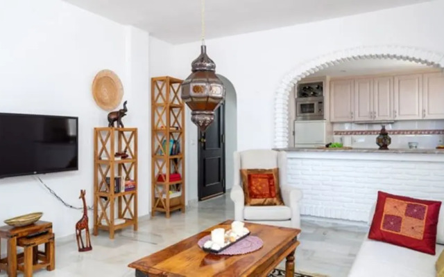 Apartment - 2 Bedrooms with Pool, WiFi and Sea views - 107869