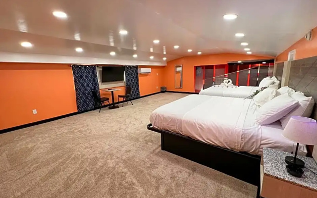 Hollywood Motel