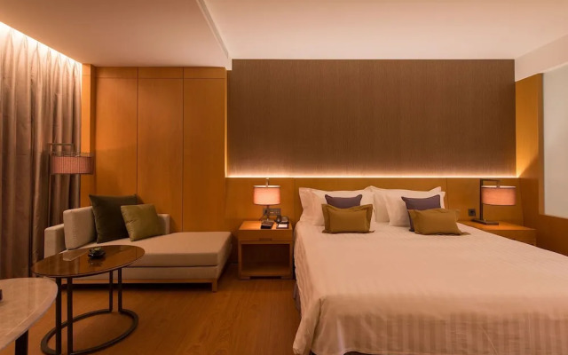 Everrich Golden Lake Hotel