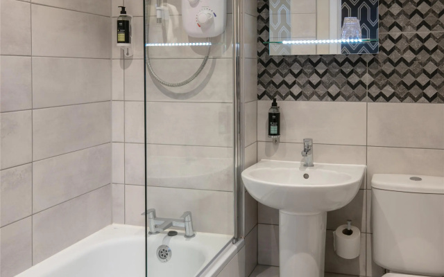 Best Western Compass Inn