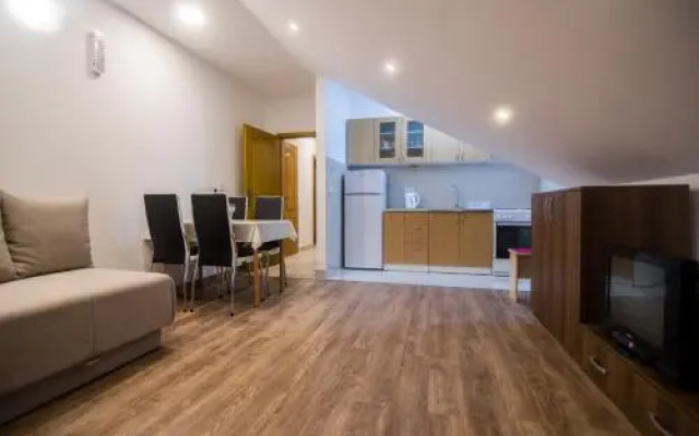 Apartmani Mirjana