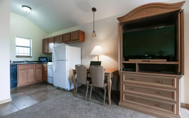 Brush Country Lodge