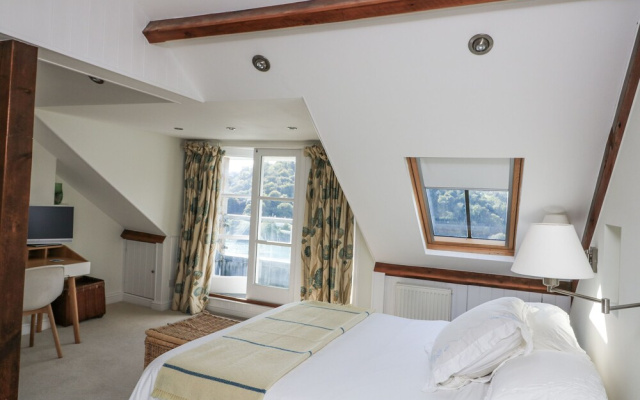 Fastnet at Nonsuch House