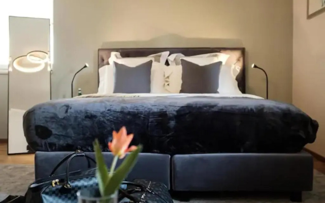 Luxus Appartement In Salzburg by Fiorentino