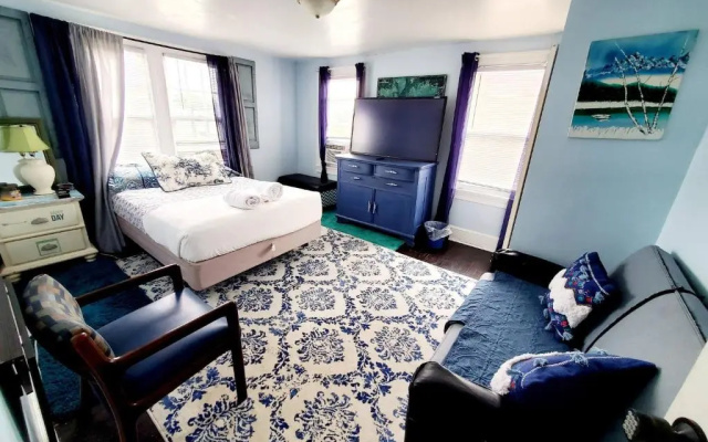 Room-blue Room in Delaware