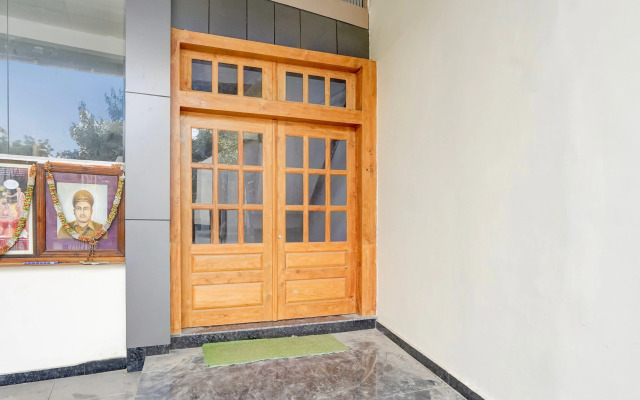 Super Townhouse Varanasi City Station Formerly S Kumar Inn