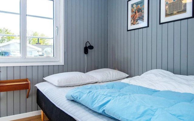 6 Person Holiday Home in Hejls