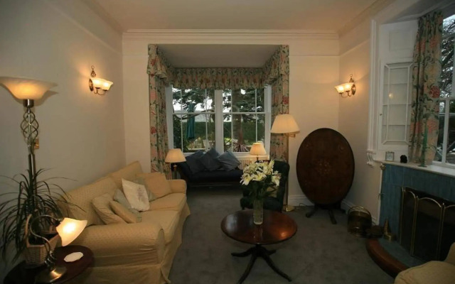 Fairfield House