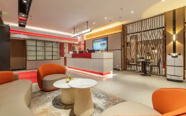 Borrman Hotel (Qingyuan Municipal Government Shunying Times Square)