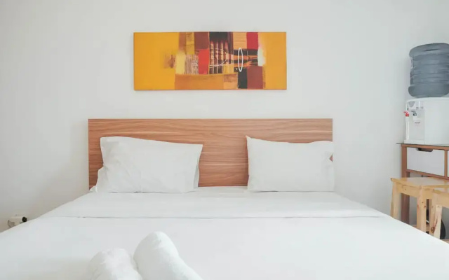 Comfort Studio Room At Bassura City Apartment