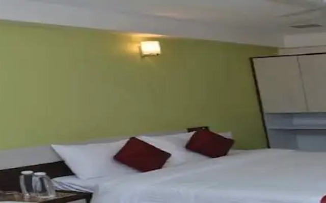 Room Maangta 113 @ Andheri East