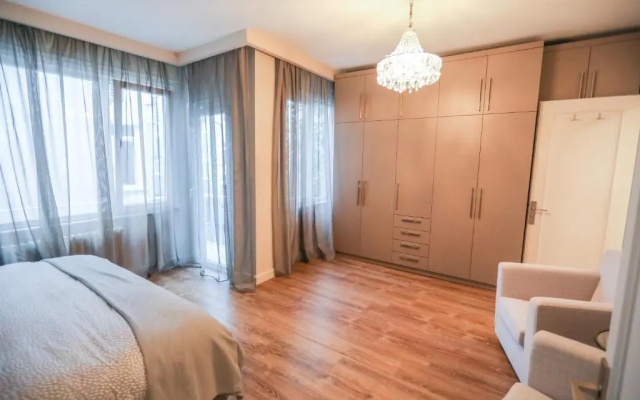 Fargo 4 Luxury Apartment