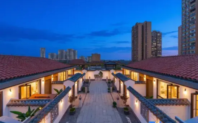Chongqing Fengqi Hotel (Yongchuan Love Square Branch)