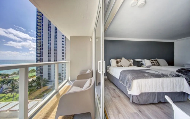 Marco's Beach Place