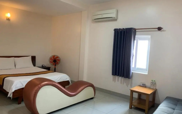 Ha Long hotel