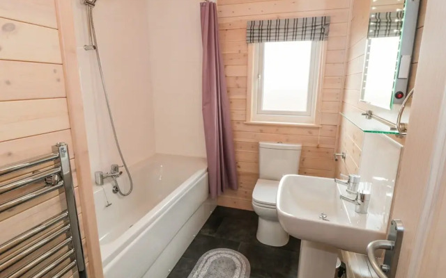 Thorntree Lodge