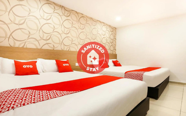 OYO 89696 D'yaya Hotel