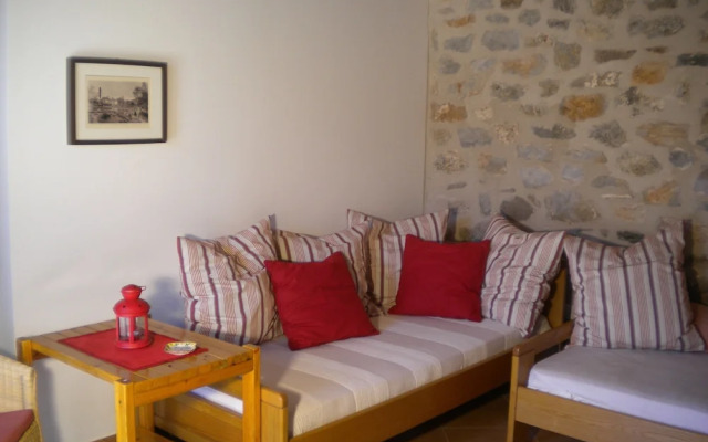 Arcadian Stone House For You