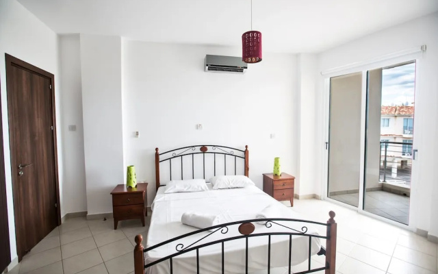 Cyprus Apartment Palm 208 Gold