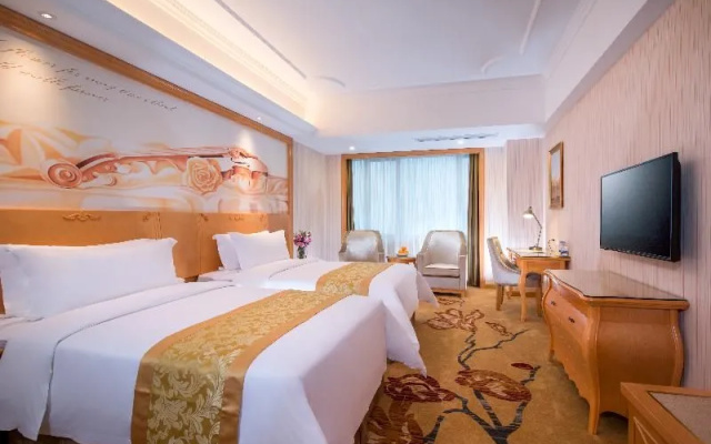 Vienna Hotel Guangzhou South Railway Station