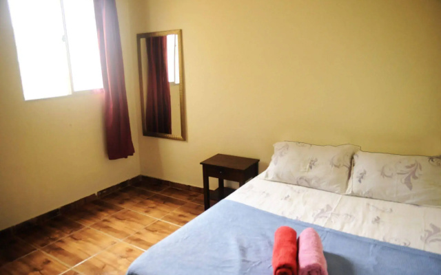 Le House Hostel