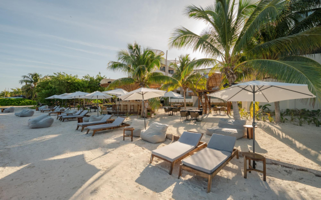 Ana y Jose Holbox Hotel & Beach Club