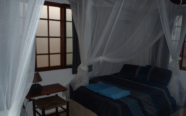 C-Mew Guest House