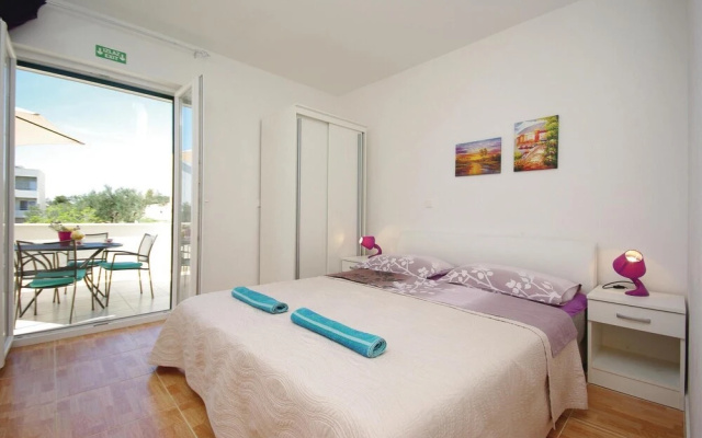 Beautiful Home in Makarska With Wifi and 1 Bedrooms